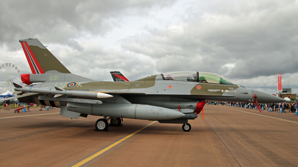 F16-RNoAF.jpg